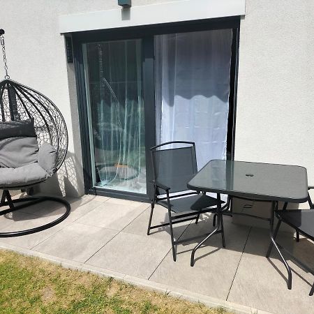 Apartment Cumbia Garden Вроцлав Экстерьер фото
